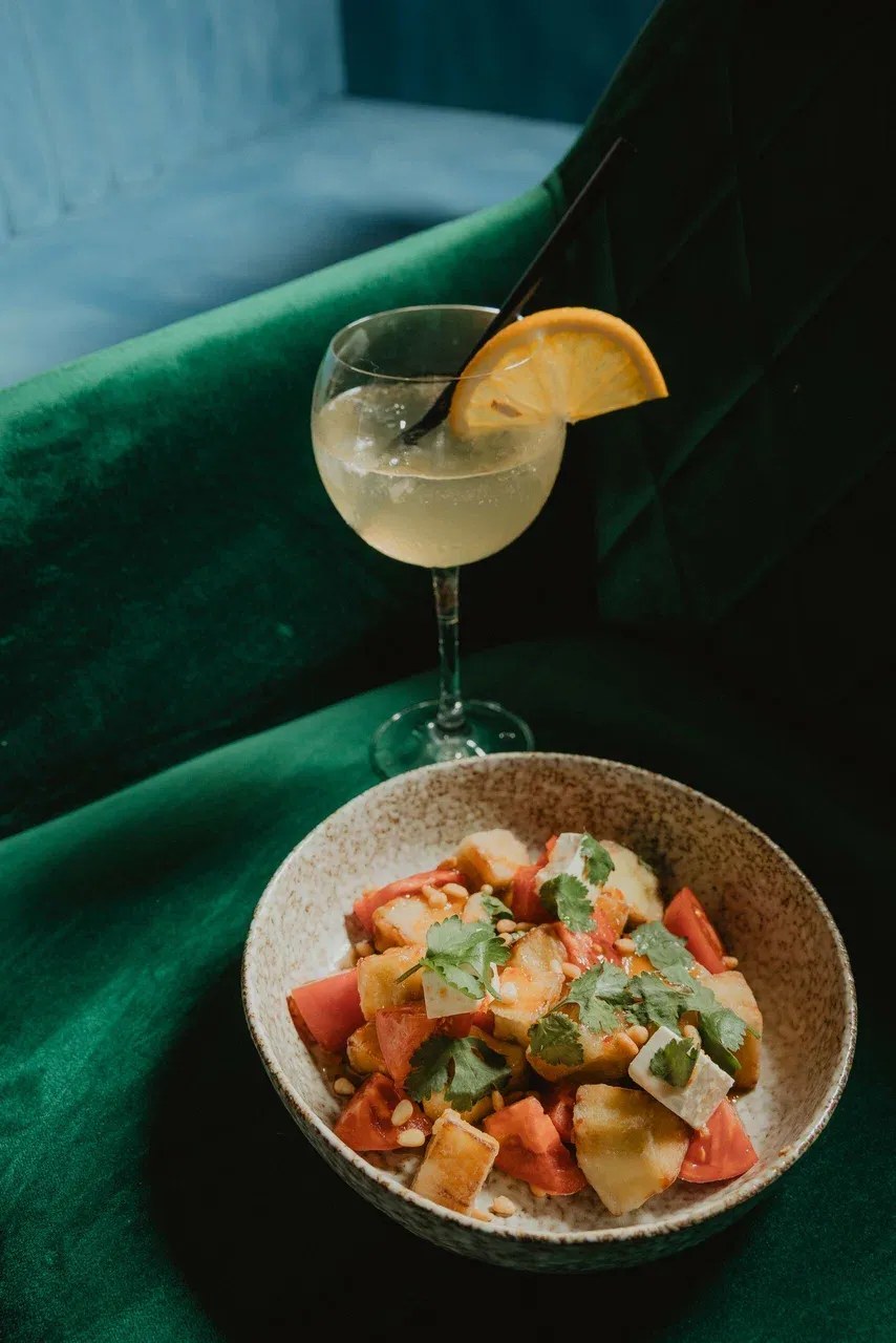 Бар-кафе Невинные сплетни - Фото 1