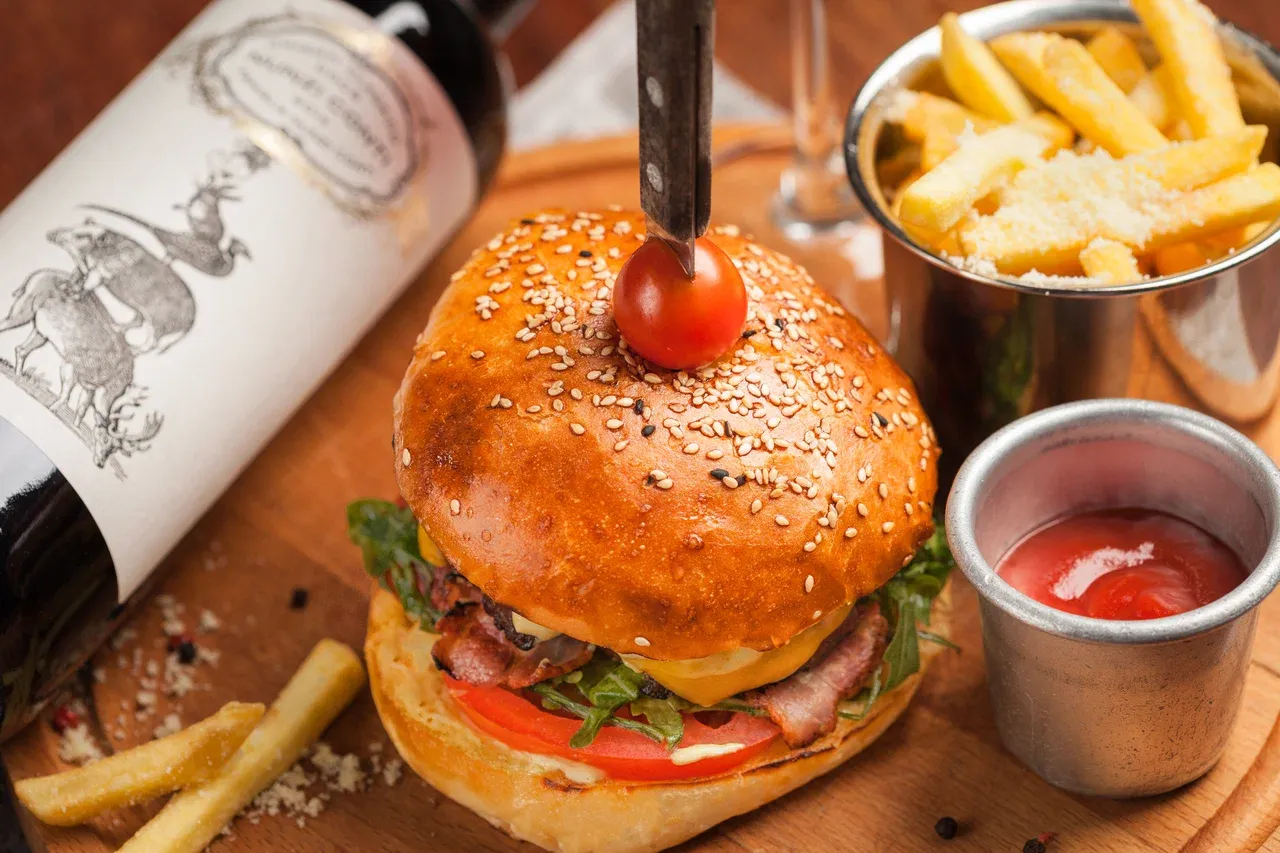 Кафе-бар Имеджин - Фото 1